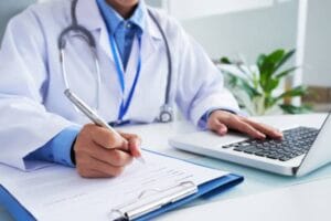 o que deve constar no laudo médico para auxílio-doença