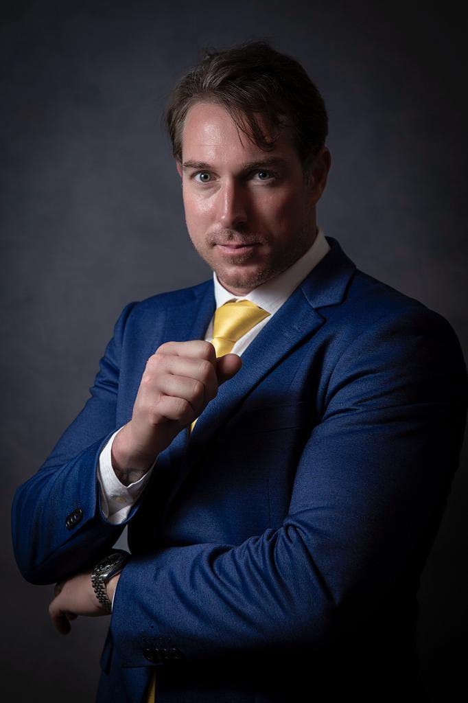 Dr. André Beschizza