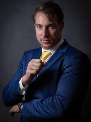 Dr. André Beschizza