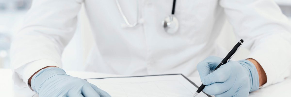 close-up-doctor-writing-paper close-up-doctor-writing-paper